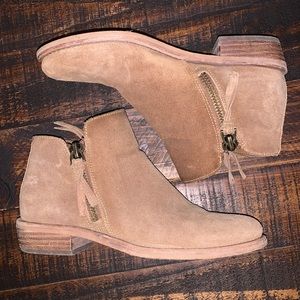 Gianni Bini Tan Suede Booties - 7M